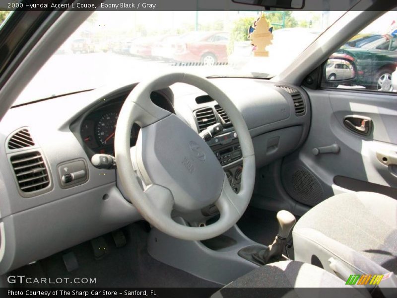 Ebony Black / Gray 2000 Hyundai Accent L Coupe