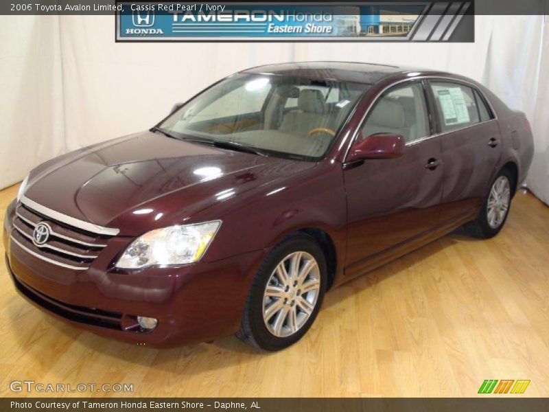 Cassis Red Pearl / Ivory 2006 Toyota Avalon Limited