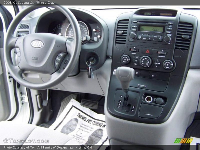 White / Gray 2008 Kia Sedona LX