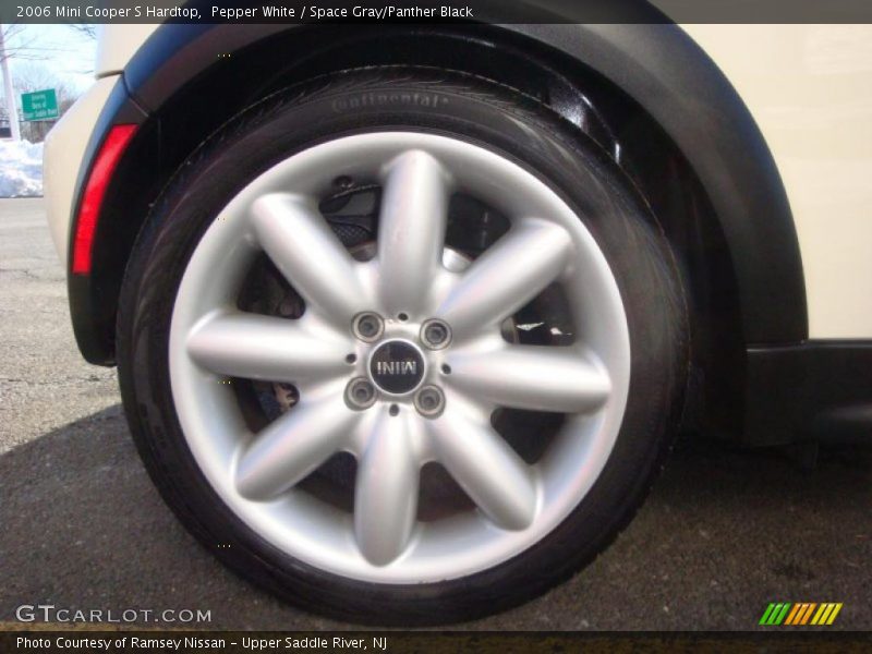 Pepper White / Space Gray/Panther Black 2006 Mini Cooper S Hardtop