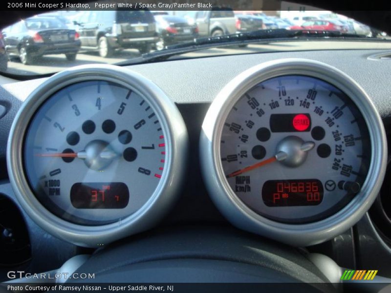 Pepper White / Space Gray/Panther Black 2006 Mini Cooper S Hardtop