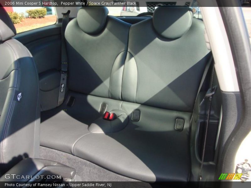 Pepper White / Space Gray/Panther Black 2006 Mini Cooper S Hardtop