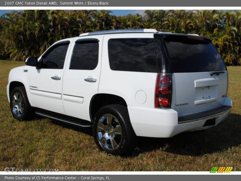 Summit White / Ebony Black 2007 GMC Yukon Denali AWD