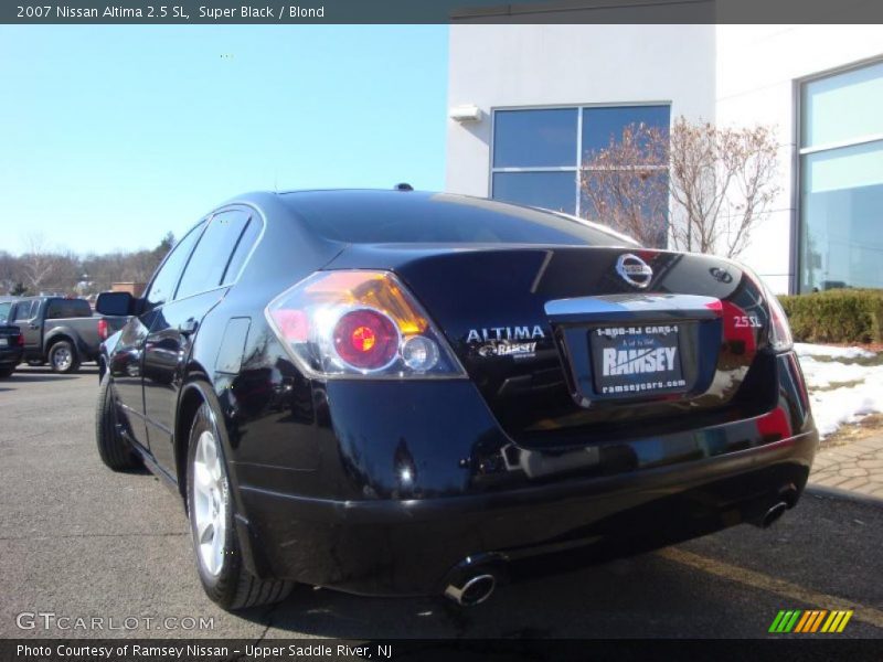 Super Black / Blond 2007 Nissan Altima 2.5 SL