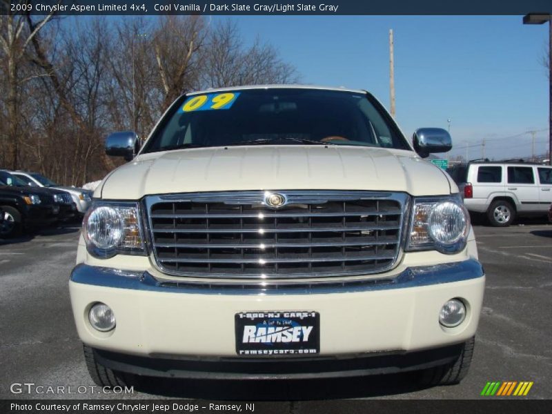Cool Vanilla / Dark Slate Gray/Light Slate Gray 2009 Chrysler Aspen Limited 4x4