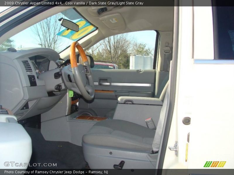 Cool Vanilla / Dark Slate Gray/Light Slate Gray 2009 Chrysler Aspen Limited 4x4