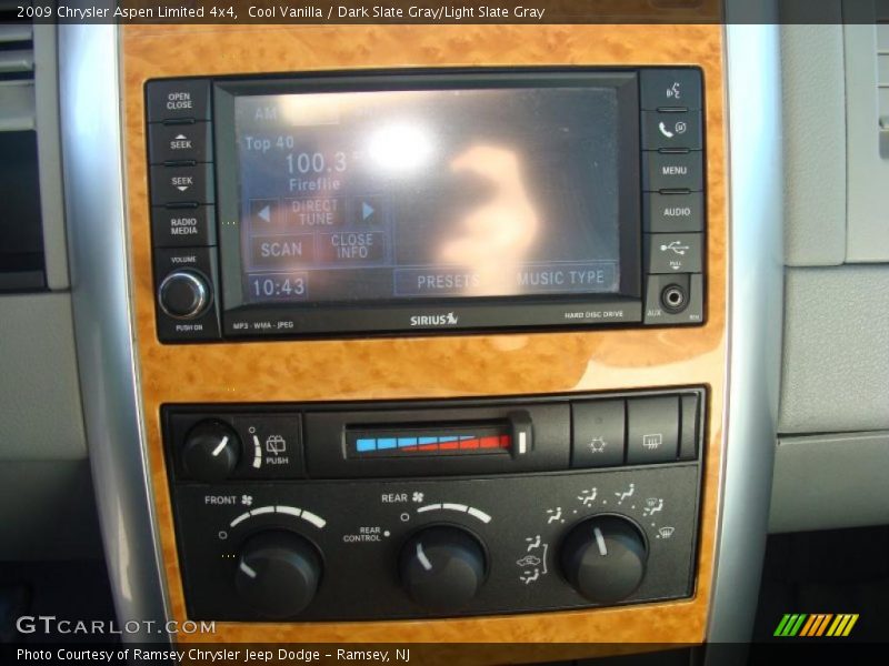 Cool Vanilla / Dark Slate Gray/Light Slate Gray 2009 Chrysler Aspen Limited 4x4