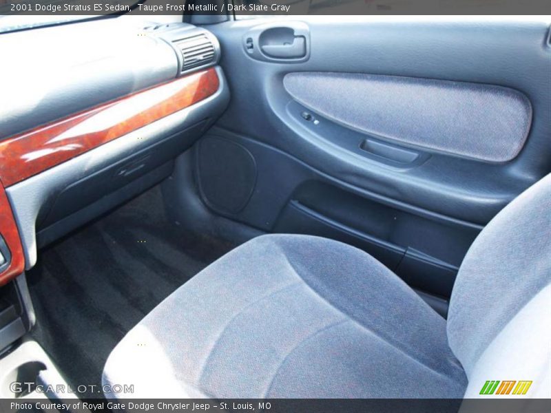 Taupe Frost Metallic / Dark Slate Gray 2001 Dodge Stratus ES Sedan