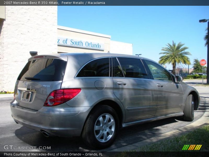 Pewter Metallic / Macadamia 2007 Mercedes-Benz R 350 4Matic