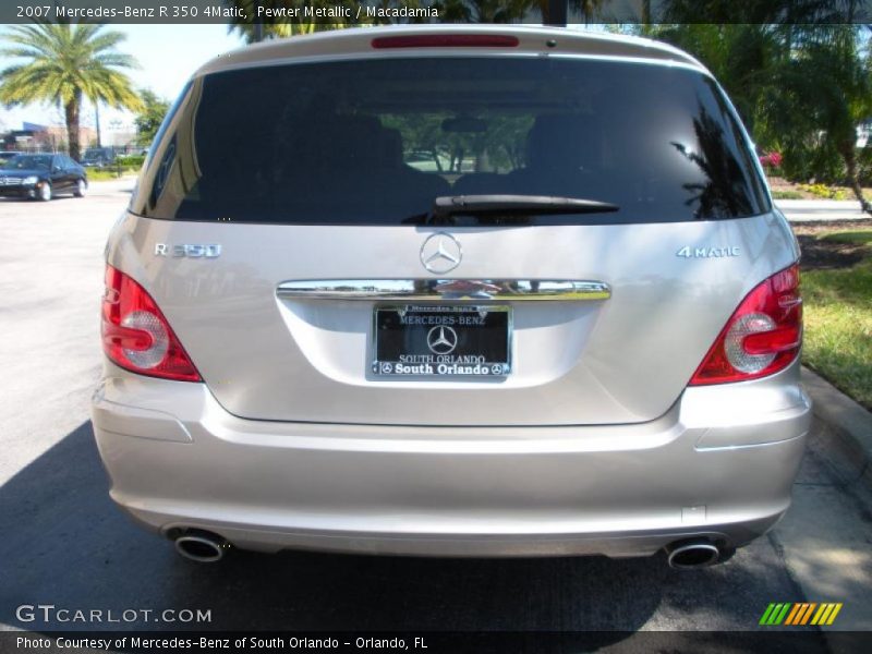 Pewter Metallic / Macadamia 2007 Mercedes-Benz R 350 4Matic