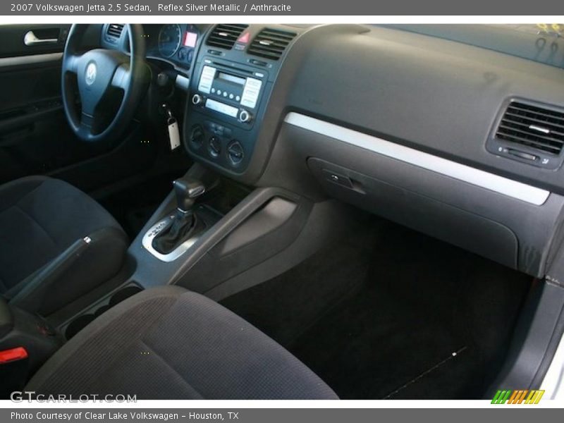 Reflex Silver Metallic / Anthracite 2007 Volkswagen Jetta 2.5 Sedan