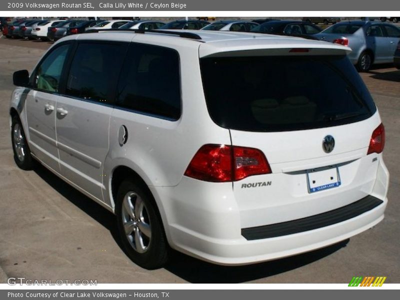 Calla Lilly White / Ceylon Beige 2009 Volkswagen Routan SEL