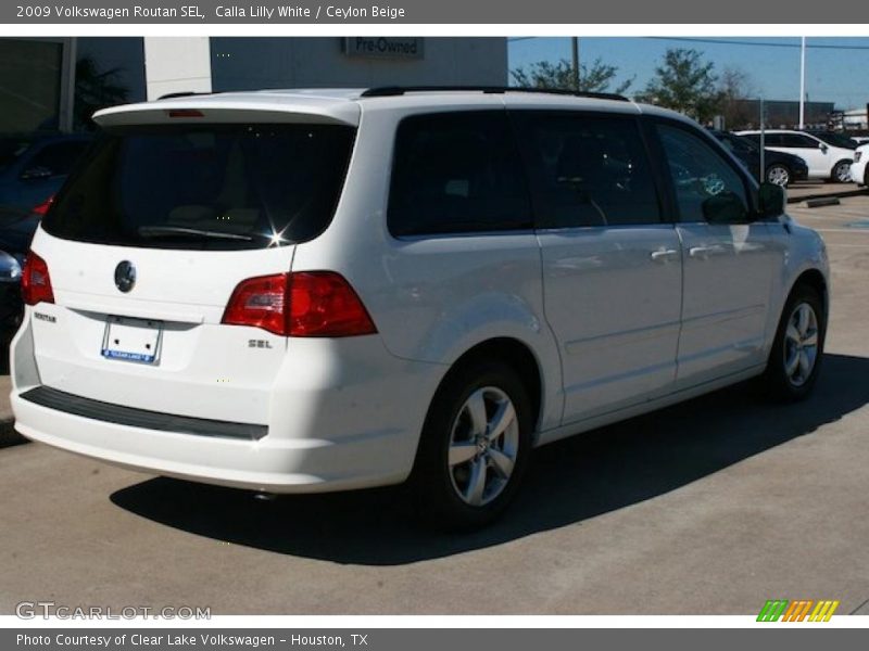 Calla Lilly White / Ceylon Beige 2009 Volkswagen Routan SEL