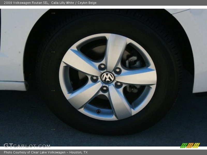 Calla Lilly White / Ceylon Beige 2009 Volkswagen Routan SEL