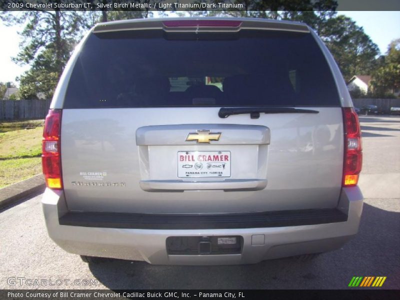 Silver Birch Metallic / Light Titanium/Dark Titanium 2009 Chevrolet Suburban LT