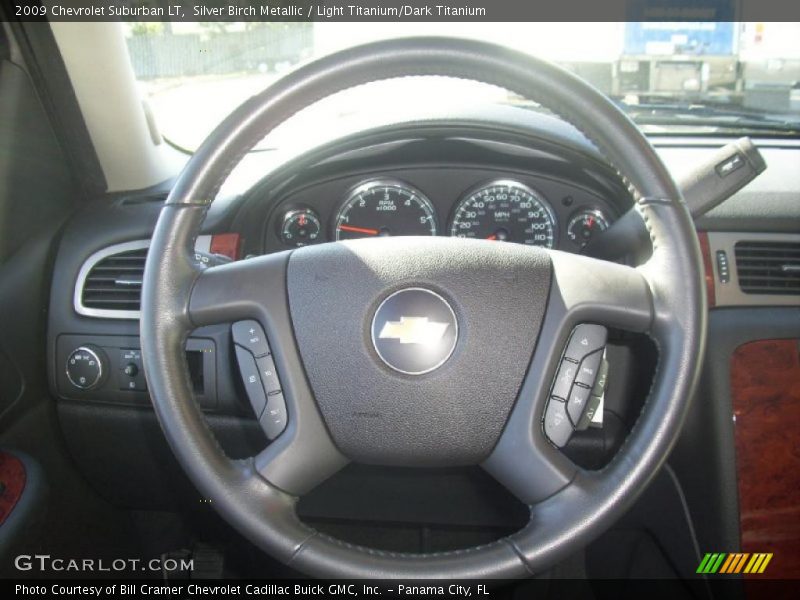 Silver Birch Metallic / Light Titanium/Dark Titanium 2009 Chevrolet Suburban LT