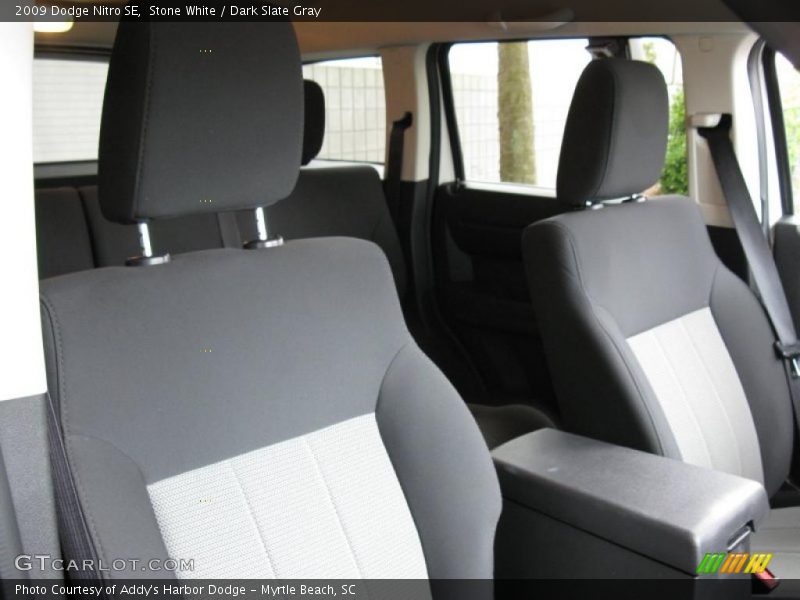 Stone White / Dark Slate Gray 2009 Dodge Nitro SE