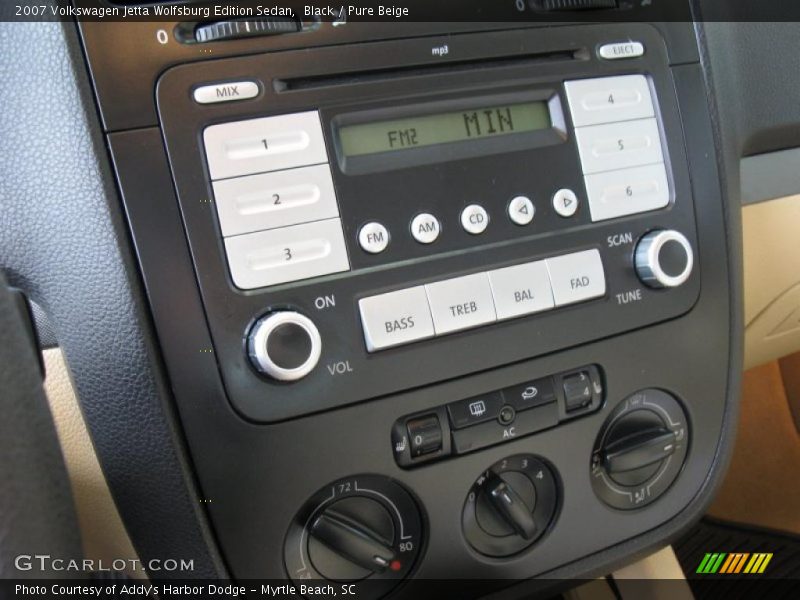 Black / Pure Beige 2007 Volkswagen Jetta Wolfsburg Edition Sedan