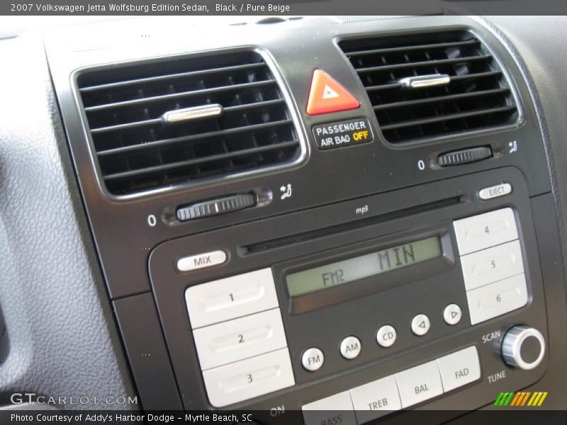 Black / Pure Beige 2007 Volkswagen Jetta Wolfsburg Edition Sedan