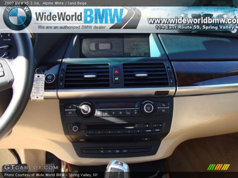Alpine White / Sand Beige 2007 BMW X5 3.0si