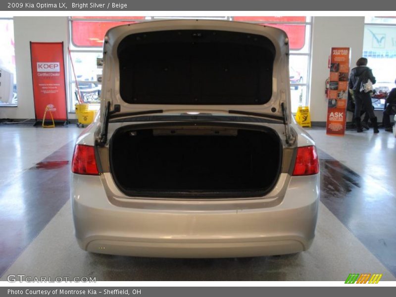 Bright Silver / Beige 2009 Kia Optima LX