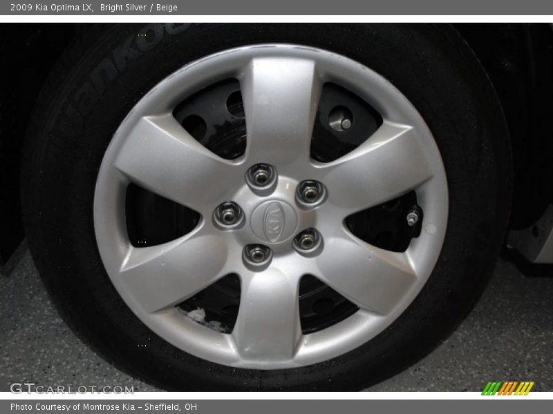 Bright Silver / Beige 2009 Kia Optima LX