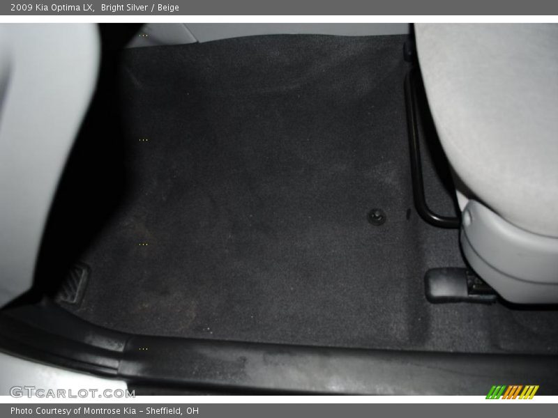 Bright Silver / Beige 2009 Kia Optima LX