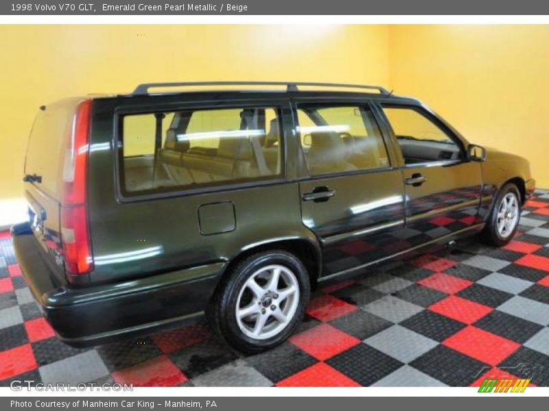 Emerald Green Pearl Metallic / Beige 1998 Volvo V70 GLT