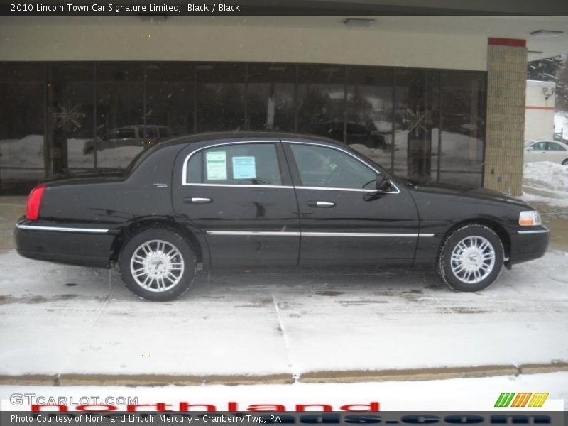 Black / Black 2010 Lincoln Town Car Signature Limited