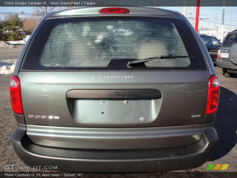 Onyx Green Pearl / Taupe 2003 Dodge Caravan SE
