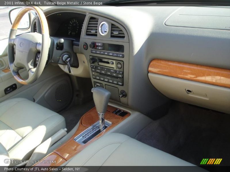 Tuscan Beige Metallic / Stone Beige 2001 Infiniti QX4 4x4