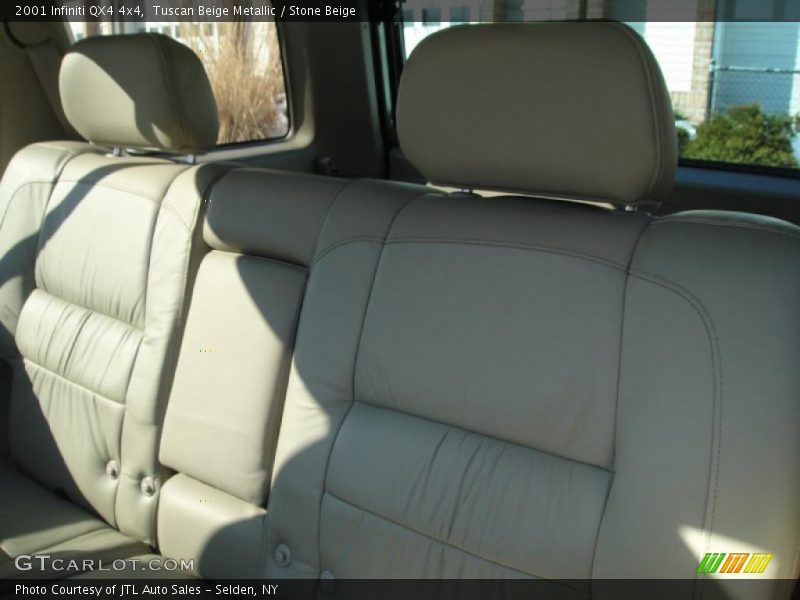 Tuscan Beige Metallic / Stone Beige 2001 Infiniti QX4 4x4