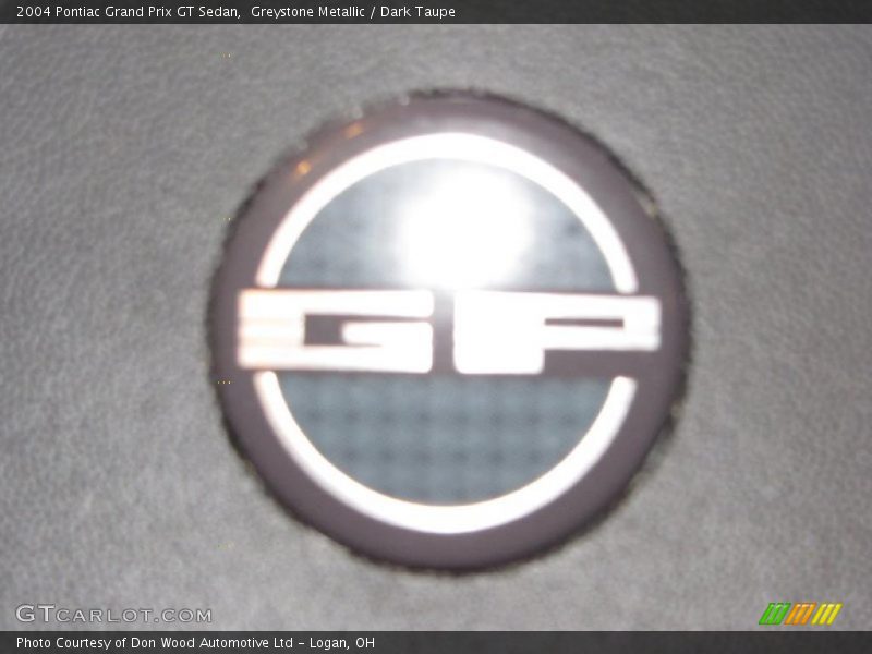 Greystone Metallic / Dark Taupe 2004 Pontiac Grand Prix GT Sedan