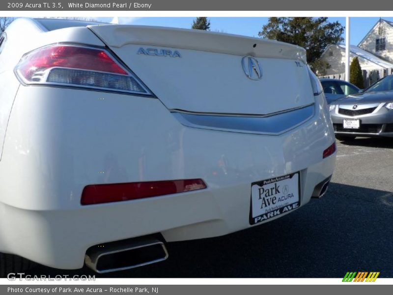 White Diamond Pearl / Ebony 2009 Acura TL 3.5