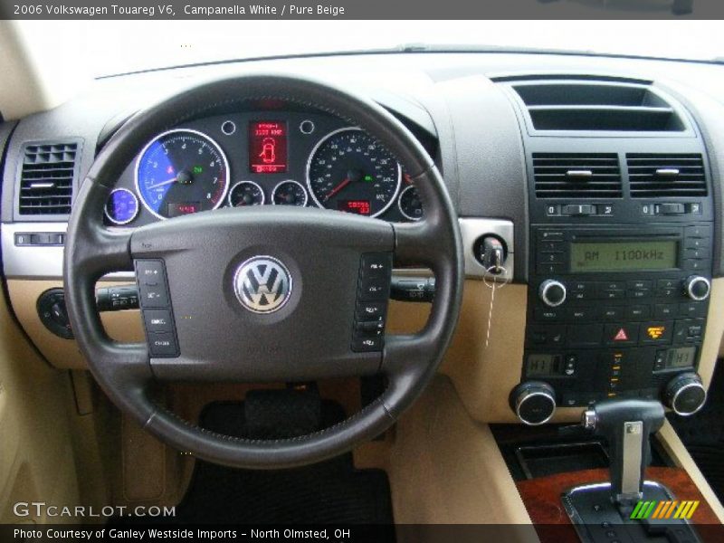 Campanella White / Pure Beige 2006 Volkswagen Touareg V6