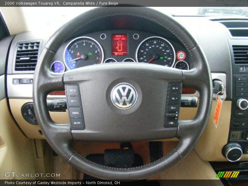 Campanella White / Pure Beige 2006 Volkswagen Touareg V6