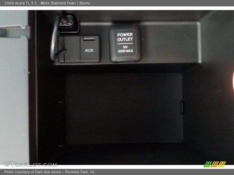White Diamond Pearl / Ebony 2009 Acura TL 3.5