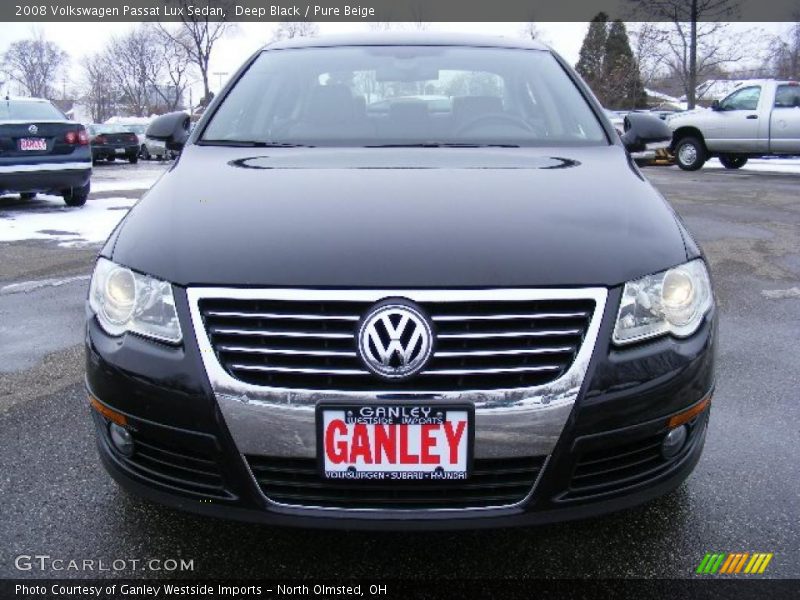 Deep Black / Pure Beige 2008 Volkswagen Passat Lux Sedan