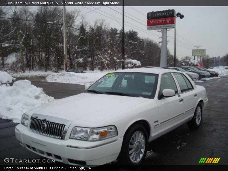Vibrant White / Medium Light Stone 2009 Mercury Grand Marquis LS