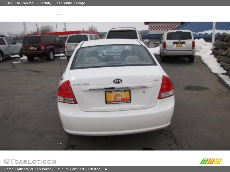 Clear White / Beige 2009 Kia Spectra EX Sedan