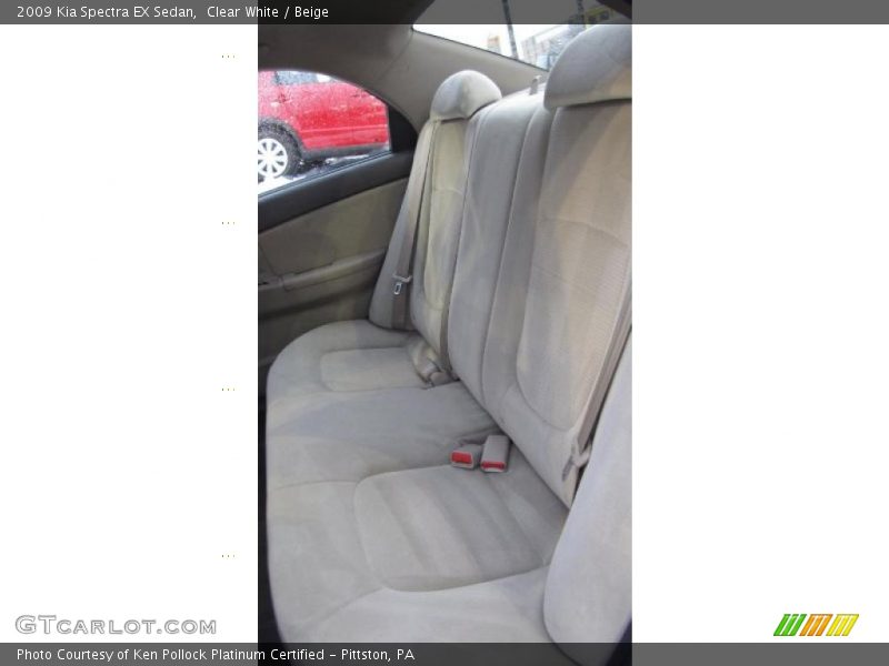Clear White / Beige 2009 Kia Spectra EX Sedan