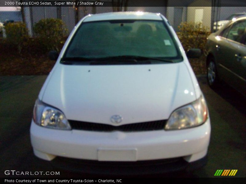 Super White / Shadow Gray 2000 Toyota ECHO Sedan