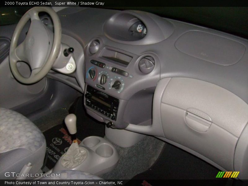 Super White / Shadow Gray 2000 Toyota ECHO Sedan