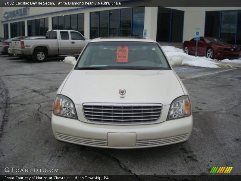 White Diamond Pearl / Neutral Shale 2002 Cadillac DeVille Sedan