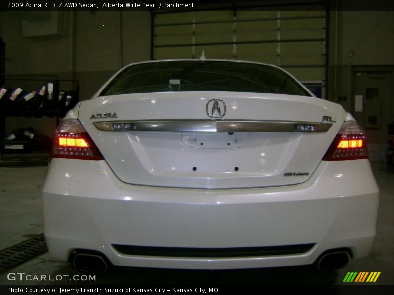 Alberta White Pearl / Parchment 2009 Acura RL 3.7 AWD Sedan