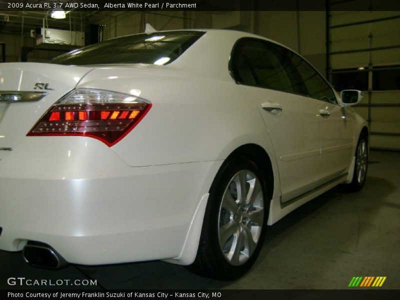 Alberta White Pearl / Parchment 2009 Acura RL 3.7 AWD Sedan