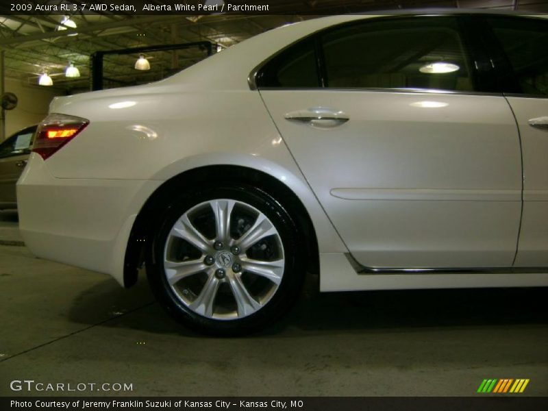Alberta White Pearl / Parchment 2009 Acura RL 3.7 AWD Sedan