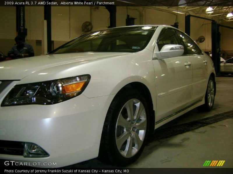 Alberta White Pearl / Parchment 2009 Acura RL 3.7 AWD Sedan
