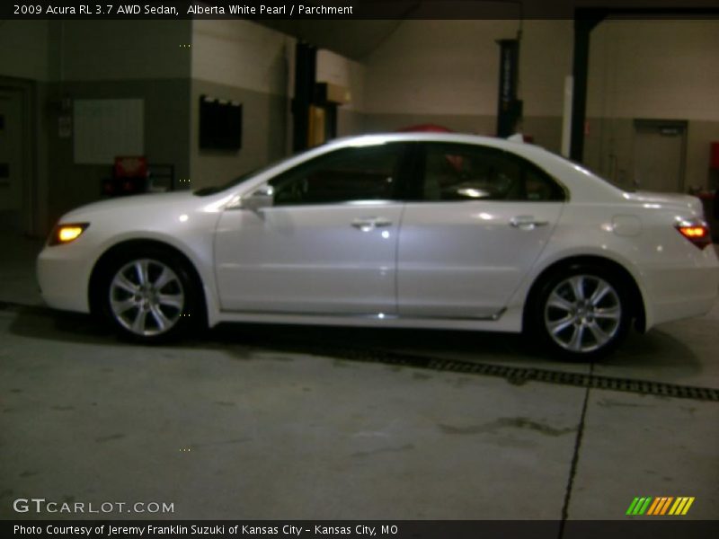 Alberta White Pearl / Parchment 2009 Acura RL 3.7 AWD Sedan
