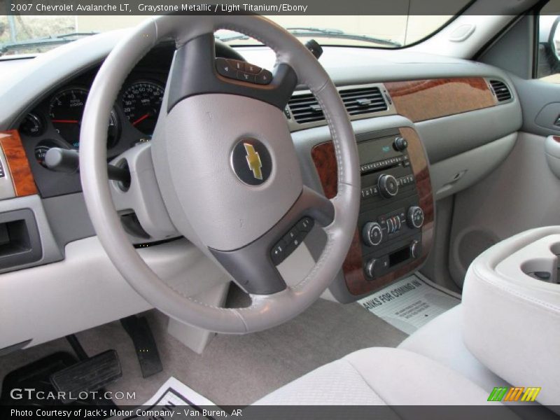Graystone Metallic / Light Titanium/Ebony 2007 Chevrolet Avalanche LT